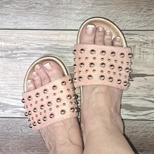 DAY-VINE.  Pink Wide Strap Studs Platform Slides Size 38 US 8